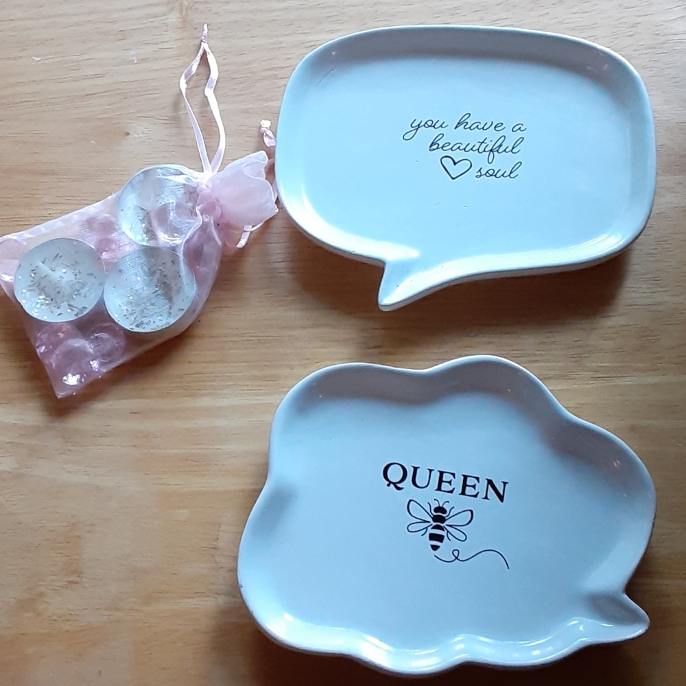 Decorative dish with (3) wish tealights